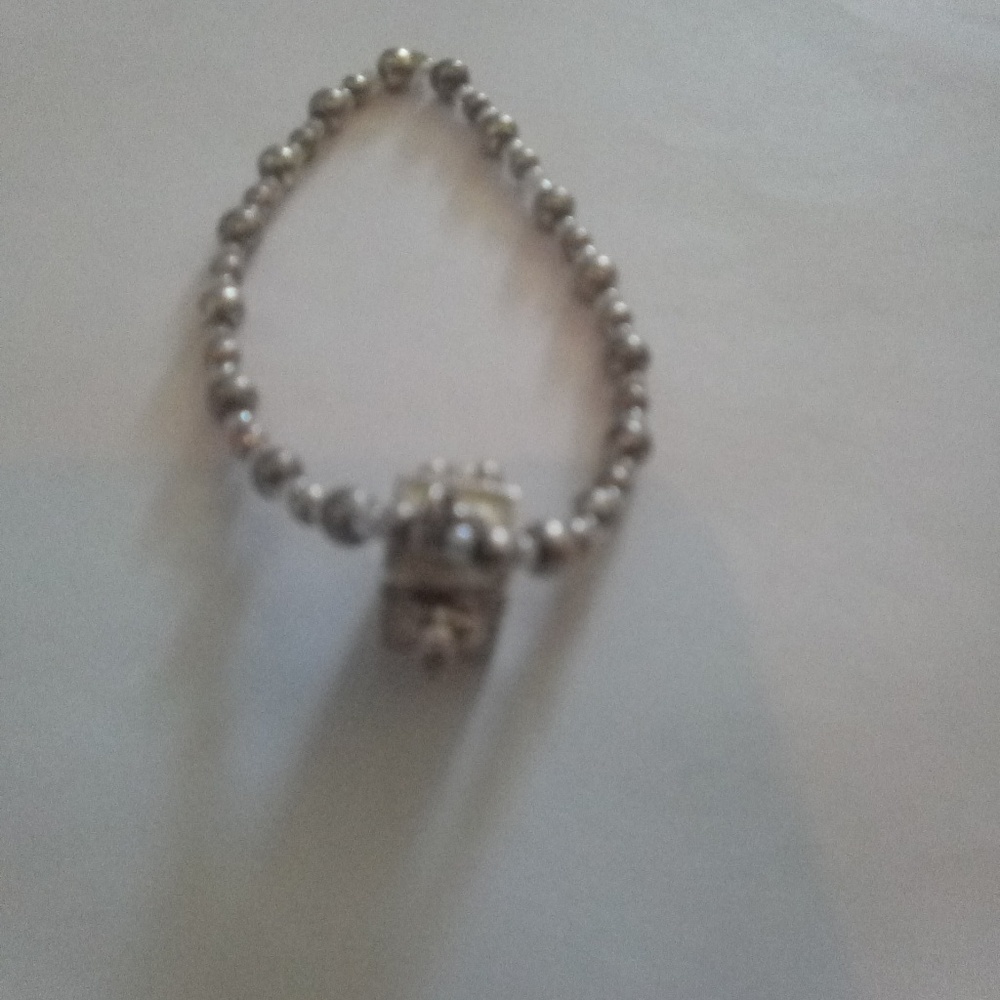 Mini openable bracelet